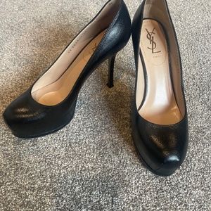 YSL Tribtoo pumps like new